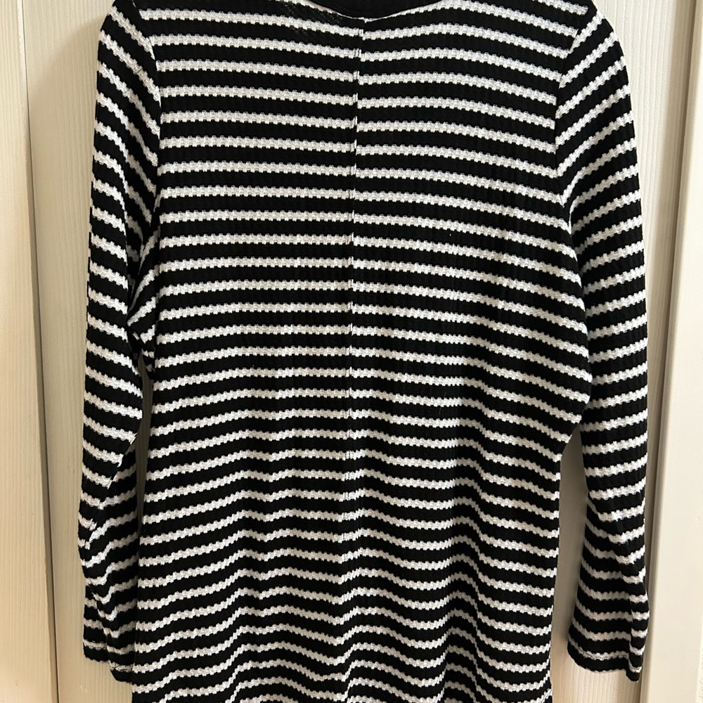 Torrid Split-Neck Tunic Sweater - image 5